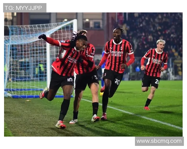 意甲赛场莱奥闪耀破门助力球队争夺冠军荣耀